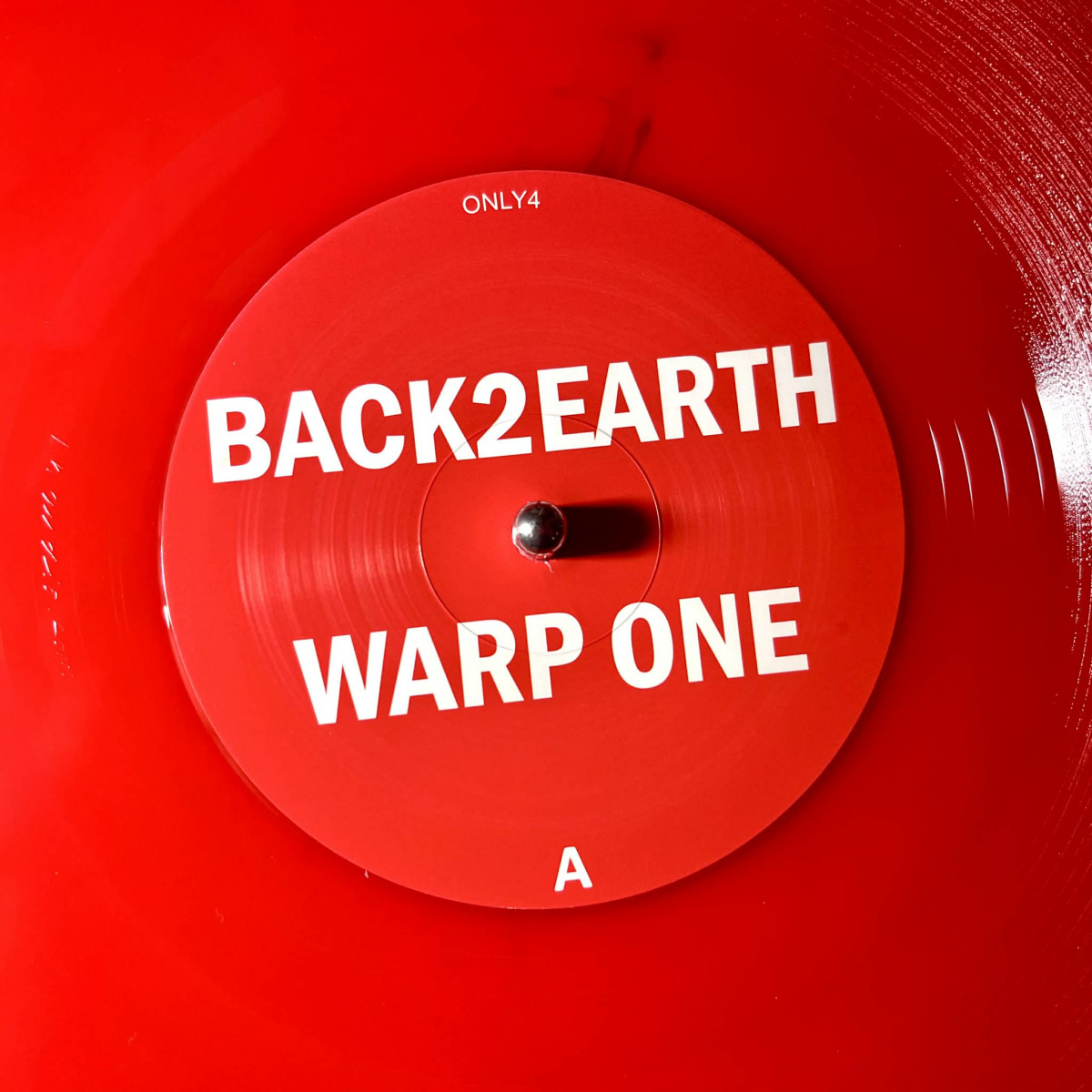 back 2 earth / woolph — warp one/ ume2me (limited red vinyl edition) — Copertina